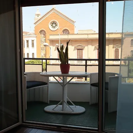 L.t. Savoia Palace & Cavour C.l. Bari