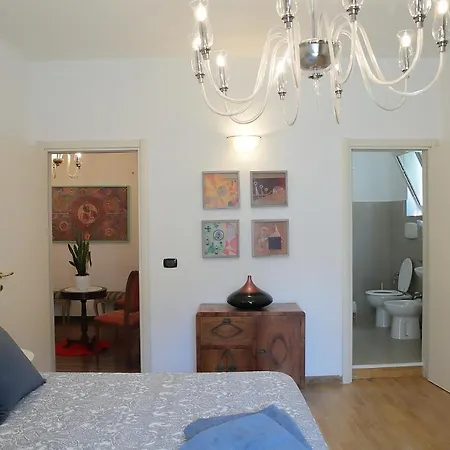 Guest house L.t. Savoia Palace & Cavour C.l. *