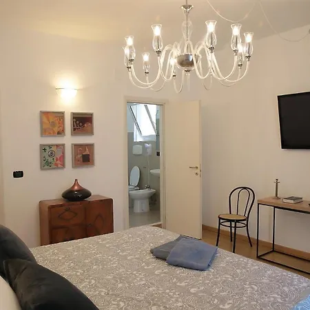 Guest house L.t. Savoia Palace & Cavour C.l. Bari