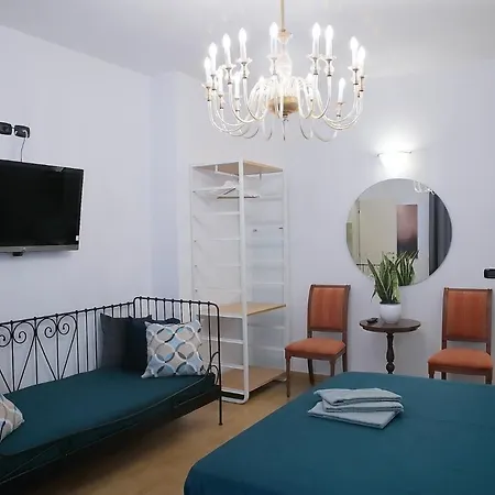 Guest house L.t. Savoia Palace & Cavour C.l. *