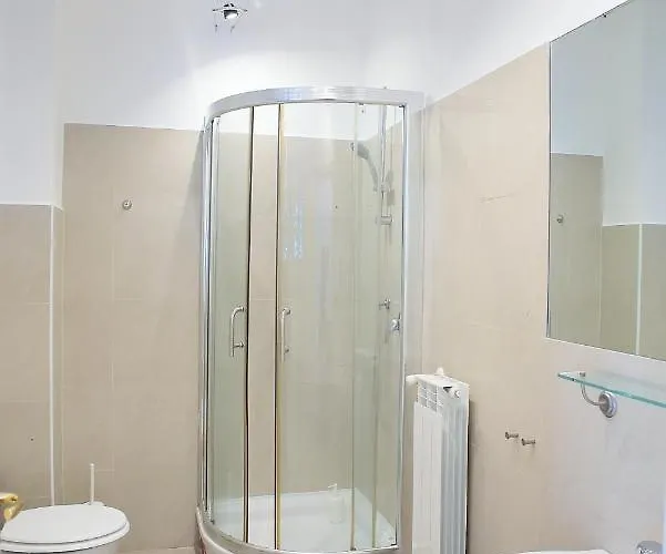 L.t. Savoia Palace & Cavour C.l. * Bari