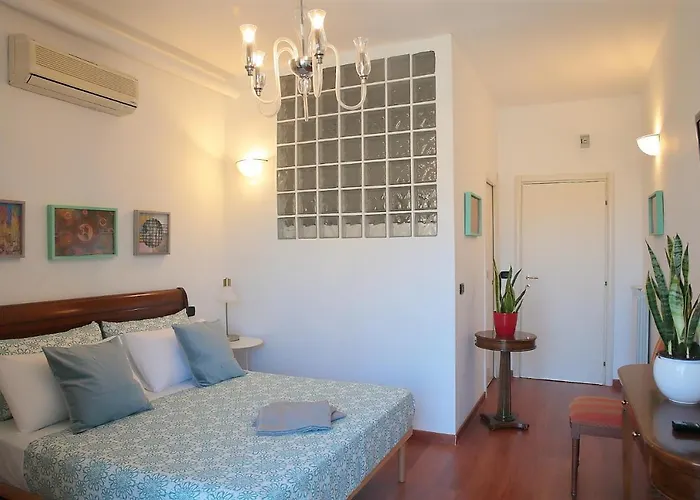 Pensjonat L.t. Savoia Palace & Cavour C.l.