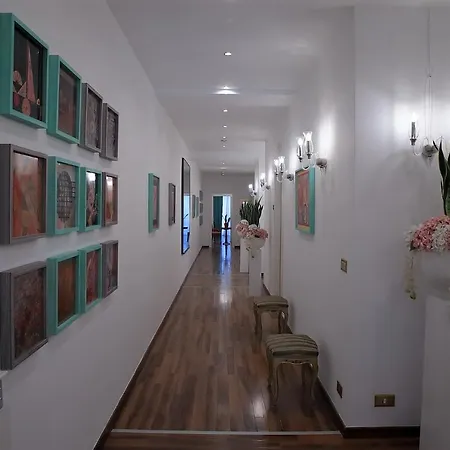 L.t. Savoia Palace & Cavour C.l. Pensionat Bari